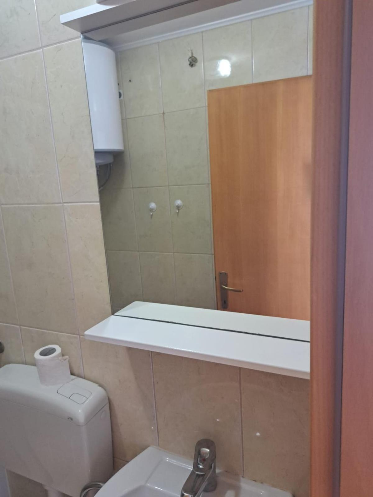 Apartmani Diki มาคาร์สกา ภายนอก รูปภาพ